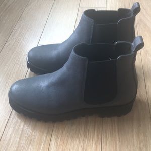 Roots Grey Suede Booties